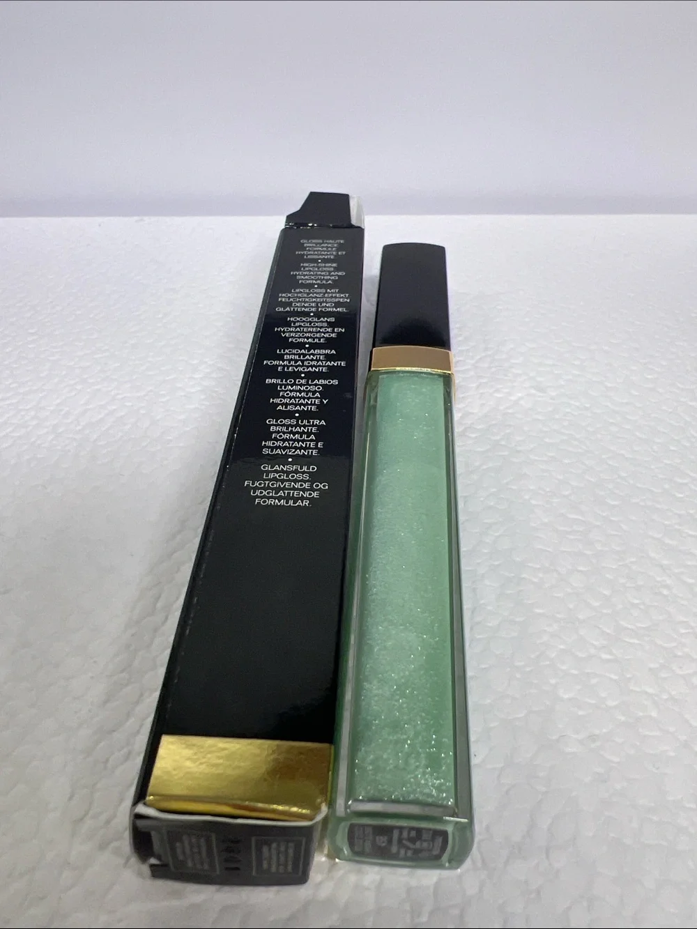 CHANEL rouge coco